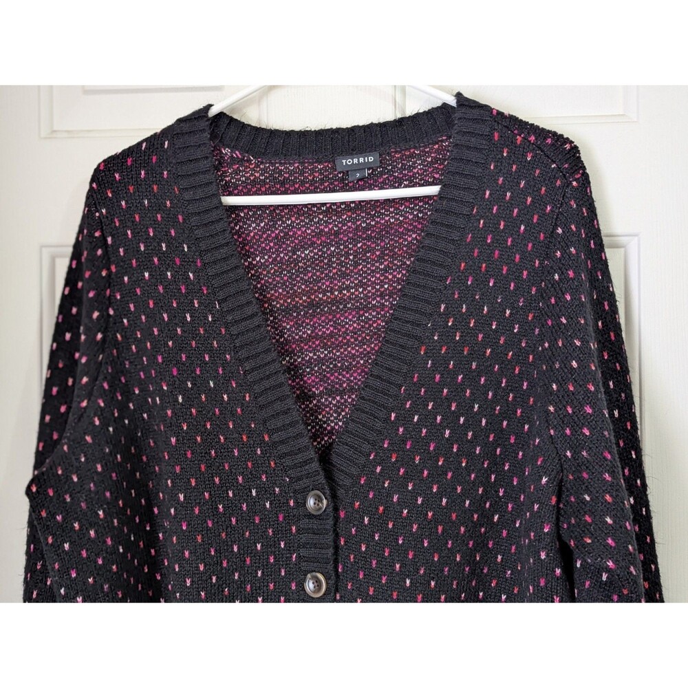 Torrid V Neck Cardigan Sweater Womens 2X Black Pink Heart Button Down Tight Knit - Picture 2 of 9
